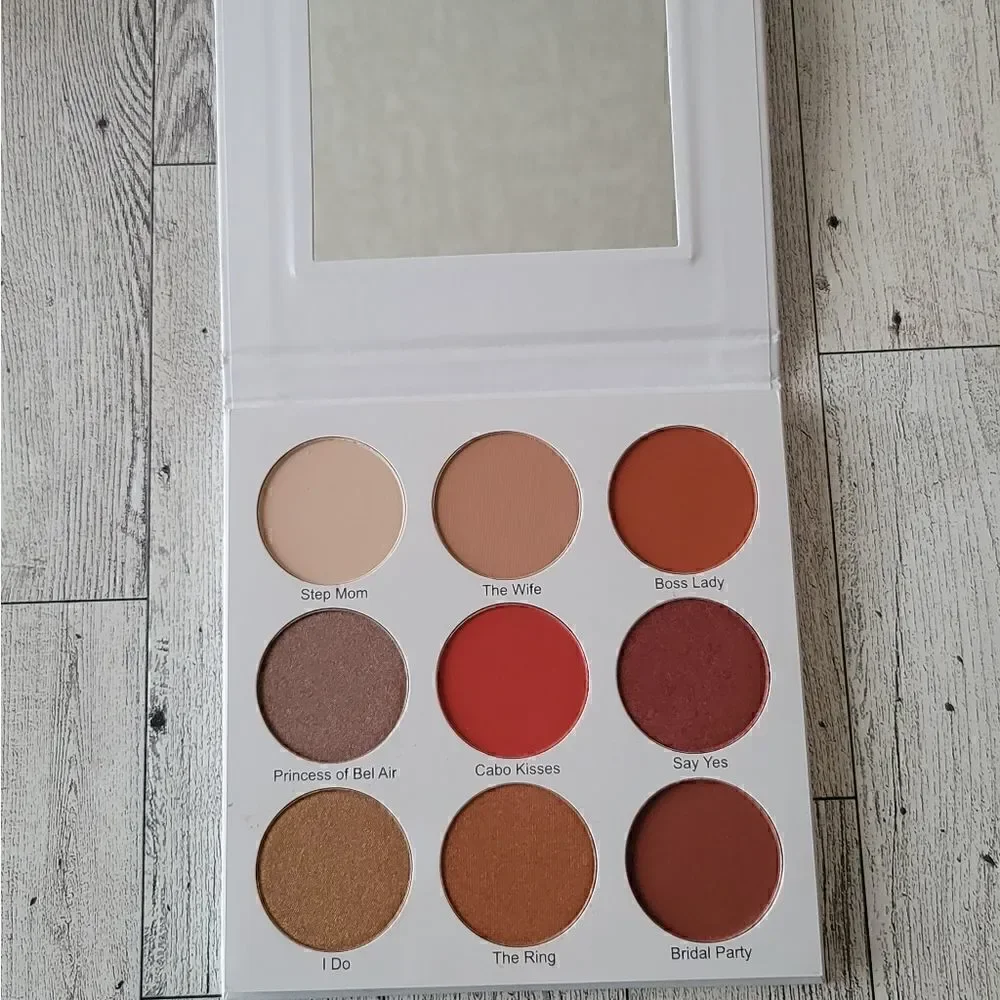 Give Them Lala Beauty The Grown Woman Palette